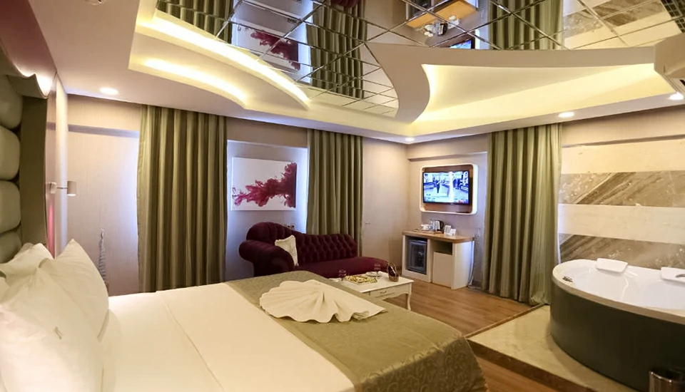 هتل لایف کرنر ازمیر